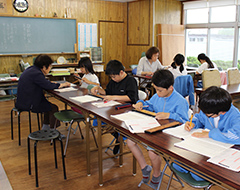 津市そろばん教室 授業風景